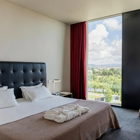 Axis Viana Business & Spa Hotel