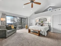 Mountain Retreat  ★ HEATED POOL ★  Amazing Views! - 5-Star