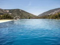 Almwellness Hotel Pierer - Pools