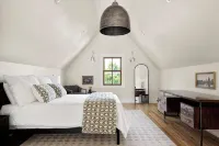 The Shotgun House from Fixer Upper; <2 Min Walk to Silos-Downtown; 900+ 5-Stars