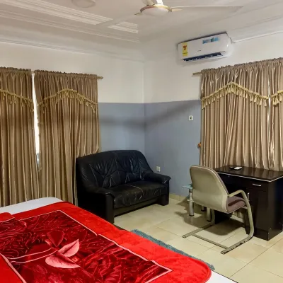 Onayaa Hotel Hotéis em 