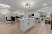 Charming, nicely furnished, 4-bedroom House in Richardson