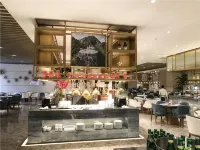 Phoenix New Century Grand Hotel - breakfast