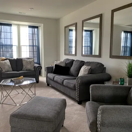 Gorgeous, Fully Furnished, 3 Story Townhome!!!