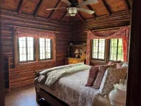 Peaceful 5-Bedroom Lodge in the Adirondack Mountains