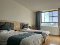Wuwei Huadu Business Hotel