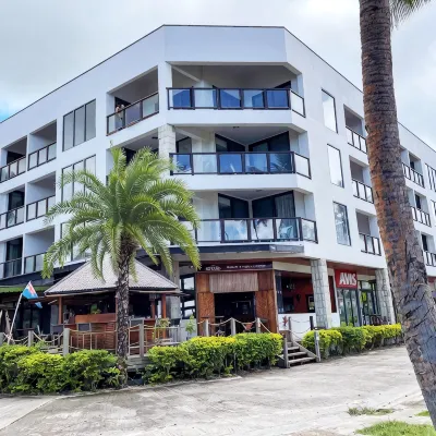 Ramada Suites by Wyndham Seafront Coral Coast Hotels in 