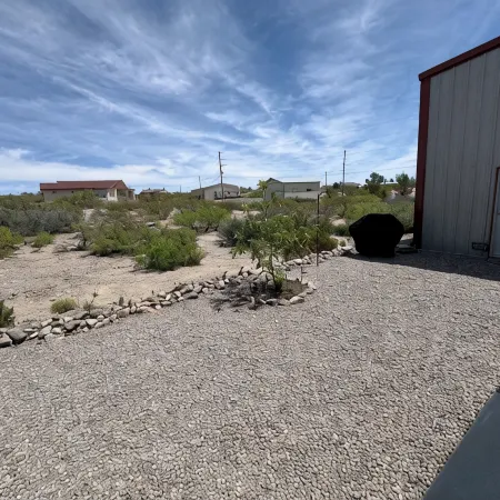 Spacious 4Br, 2BA, Near Lake, Golf Course, and Hot Springs!