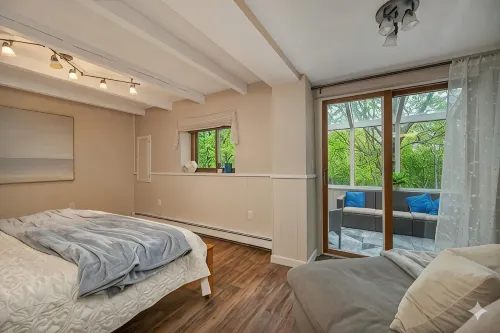 Dog Friendly Lake Winnie Mountain View Getaway