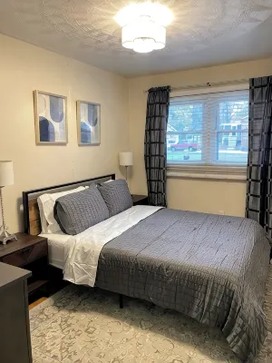 Charming 3-bedroom house in lovely Durham with WiFi, AC
