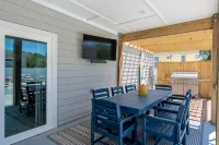 "What A Great Location" - Oceanview Home, Steps to Beach, Bike/Walk To Fun/Food!