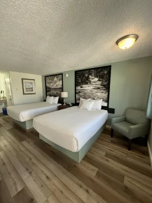 Super 8 by Wyndham Florence or