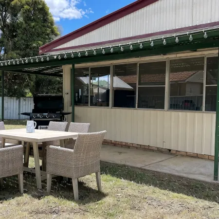 Comfortable 2-Bedroom Home in Mudgee “Rest Easy Mudgee”