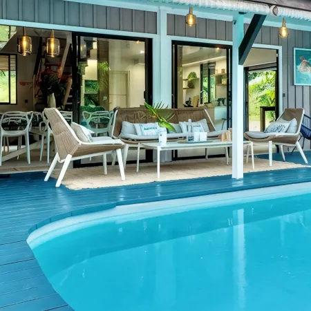 Villa fully equipped, for 8, swimming pool, 4 air-conditioned bedrooms