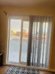 Luxurious 2 Bedroom with King and Queen bed and 1.5 Bathroom sleeps 6.