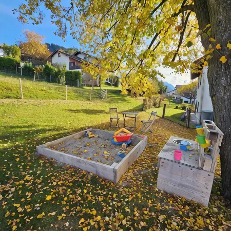 4-star Ott vacation apartment - with separate garden - at the foot of the Buchenberg Отели в г. Хальблех