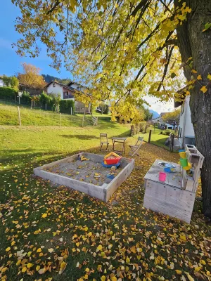 4-star Ott vacation apartment - with separate garden - at the foot of the Buchenberg