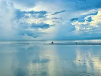 Truly Beachfront Condo. Right on the Ocean. 2 King Master Suites.4P,Free Parking - 4-Star