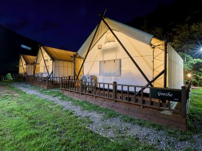 Romyzian Garden Mountain House