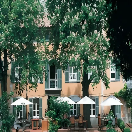 Hostellerie de l'Abbaye de La Celle - Teritoria