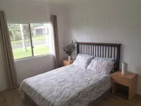 Spacious, Modern and Central