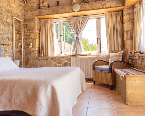 Beautiful Family Villa With Heated Swimming Pool And Stunning Sea/Mountain View キミのホテル