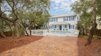 Amazing 6BR, 3 Min Walk to Beach, Private pool - Private Pools
