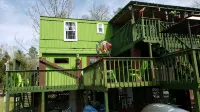 MARGARITAVILLE BY THE SUWANNEE RIVER & ROYAL SPRINGS PET FRIENDLY - 2 étoiles