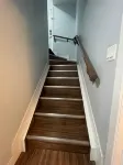 Entire One bedroom basement suite+Laundry+Kitchen - 홈스테이