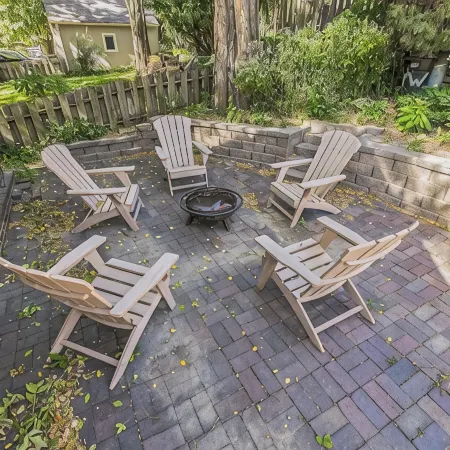 Spacious Family Retreat: King Beds+Arcade+Playground. Minutes from Zoo/Downtown