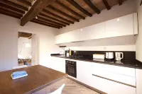 Elegant apartment with garden view and rooftop terrace