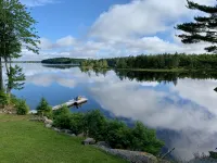 Blue Lodge with cozy winter garden and direct lake access - 2-stjärniga