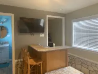 Guesthouse near LAX & Long Beach Airport