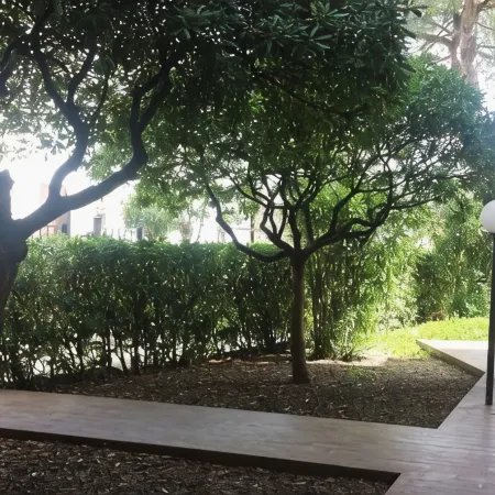 Beach House with Large Garden (Seaside Paradise Vasto)