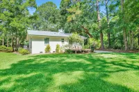 NEW LISTING! Peaceful, Fairhope Cottage - Country Houses