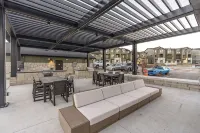 Cozy 3-bedroom townhome in Mountain Green with WiFi, AC. 12 min to Snowbasin - Homestays