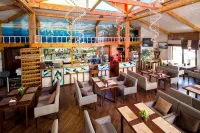 Krestovaya Pad - Pet friendly