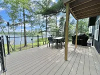 Lakefront Cabin with tons of trails!