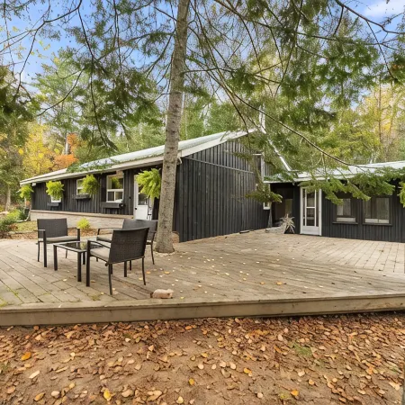 Peaceful Riverfront Cabin on 43 Private Acres