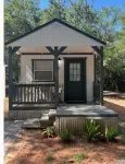 Allie Rose/Tiny house Lake Athens/ Canton Trade Days - 3-Star