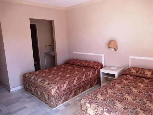 Los Jitos Hotel & Suites