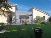 Villa des Rives du Tarn Avec Jacuzzi - Villas