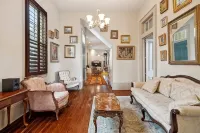 1 Block to Parade & St Charles, Heated Pool & Hot Tub, Walk to French Qtr - Private Pools
