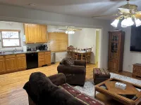 Ben Ranch House overlooking river - Full 3 Bedroom house. Minutes from Fairfax.