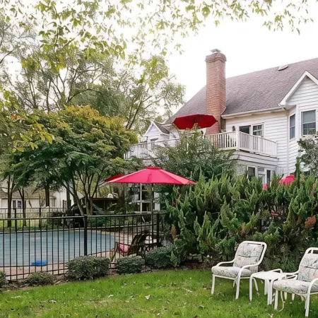 First Floor Studio Apartment in Historic Chestertown