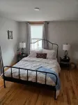 Located in beautiful/historic downtown Peninsula in the heart of a National Park