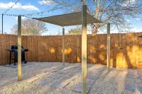 Haven House King Bed Backyard Pool