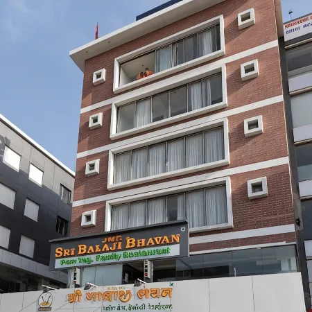 Sapphero Akshar Inn- Jamnagar