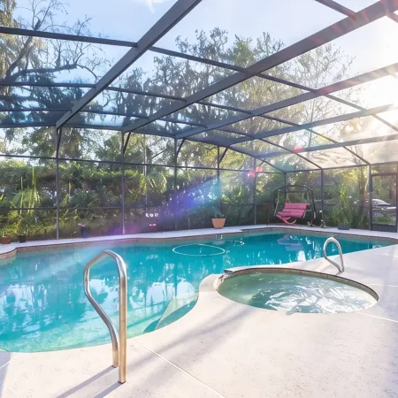 Quiet Oasis in Lovely Neighborhood