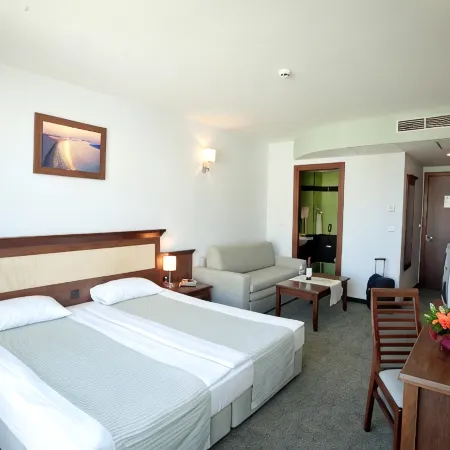 Lion Sunny Beach Hotel